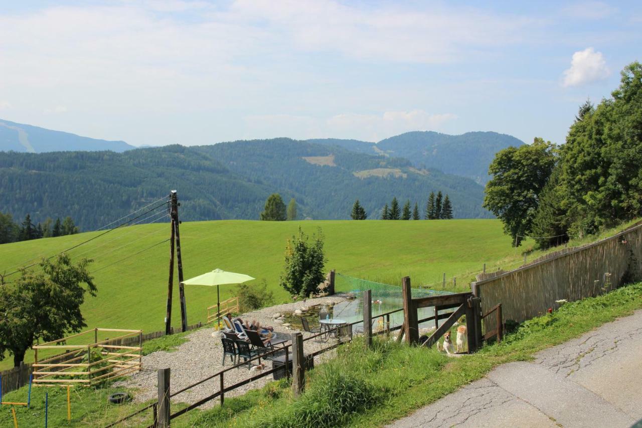 Haus Mauken - Appartments Mit Panoramablick Murau Exterior photo